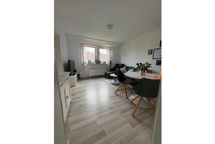 Helle Dachgeschosswohnung in Bremen Woltmershausen - Ihlow