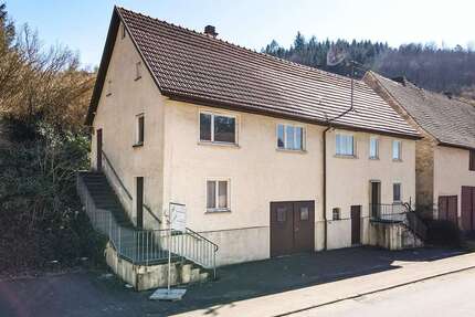 Haus zum Kaufen in Veringenstadt 110.000,00 € 114.28 m²