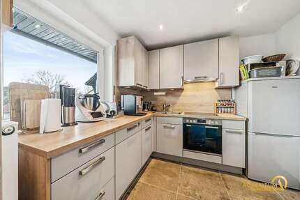Haus zum Kaufen in Regenstauf 850.000,00 € 184 m²