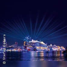 CRUISE DAYS mit Gala-Buffet/Feuerwerk | Fahrgastschiff 