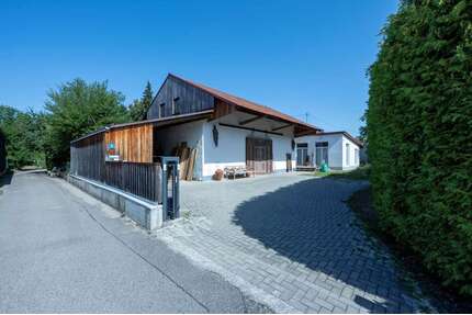 Haus zum Kaufen in Rudelzhausen Tegernbach 950.000,00 € 130 m² - Rudelzhausen / Tegernbach