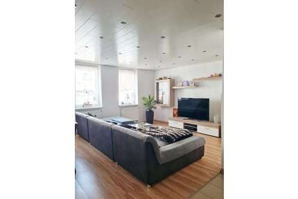 Wohnung zum Mieten in Steinweiler 1.200,00 € 152 m²