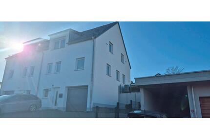 DHH zu Vermieten in Mainburg - 1.750,00&nbsp;EUR Kaltmiete, ca.&nbsp; 120,00&nbsp;m&sup2; in Mainburg (PLZ: 84048)