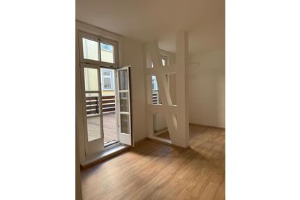 Sanierte 5-Raumwohnung im Zentrum - Erfurt