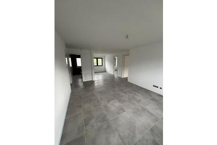 Exklusive Neubauwohnung im energetisch kernsanierten Mehrfamilien - Herne Eickel