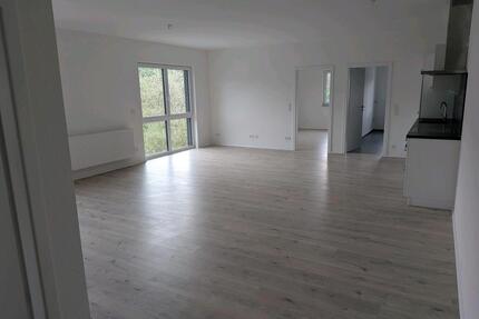 Großzügige, helle Wohnung, zentral gelegen - Hilders