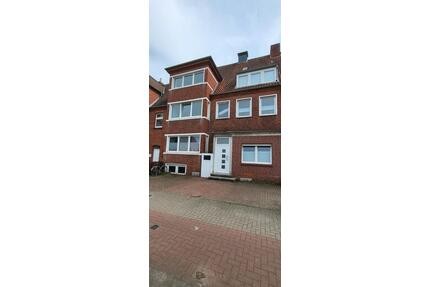 Zwei-Zimmer EG-Wohng. in Emden zu vermieten