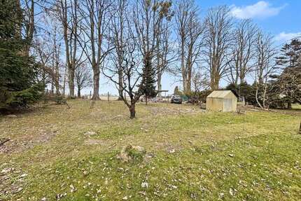 Grundstück zu verkaufen in Oberkrämer-Bötzow 195.000,00 € 891 m²