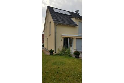Haus mit Garten zu vermieten - 2.100,00&nbsp;EUR Kaltmiete, ca.&nbsp; 135,00&nbsp;m&sup2; in Mauer (PLZ: 69256)