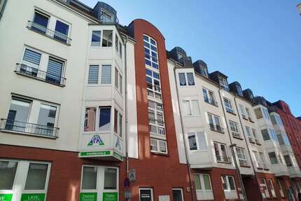 Wohnung zum Kaufen in Schwerin 169.000,00 € 68.55 m²