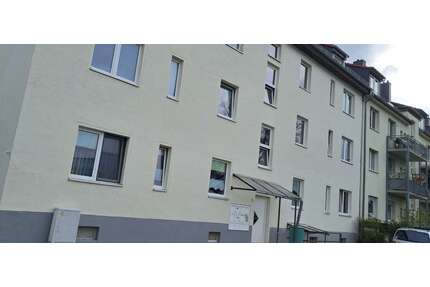 Wohnung zum Mieten in Merseburg 230,00 € 23.35 m²