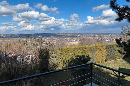 Rarität in Dresden-Cossebaude, Grundstück mit Elbtalblick