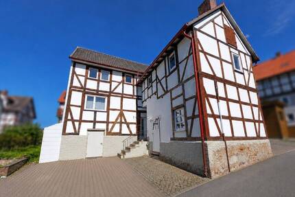 Fachwerkhaus (ehem. Schmiede) in Edertal-Bergheim