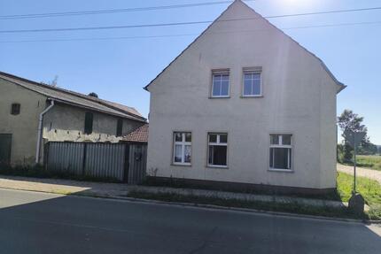Dreiseitenhof südlich von Berlin zu verkaufen - Luckau