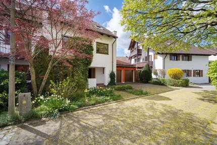 Haus zum Kaufen in Erding 895.000,00 € 208 m²