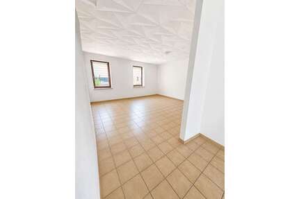 Wohnung zum Kaufen in Großrosseln 199.999,00 € 214.07 m²