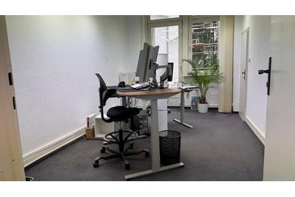 PLÄTZE RAUM IN KREATIVBÜROGEMEINSCHAFT - Wiesbaden Biebrich