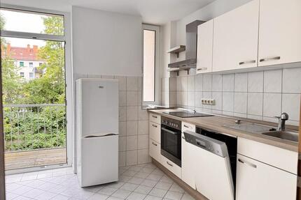 SCHNELL SEIN! SCHÖNE 2-RAUMWOHNUNG mit BALKON und EINBAUKÜCHE! - Chemnitz Kapellenberg