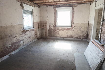 ObjNr:19689 - Haus im Rohbauzustand in giuter Lage von Hauenstein