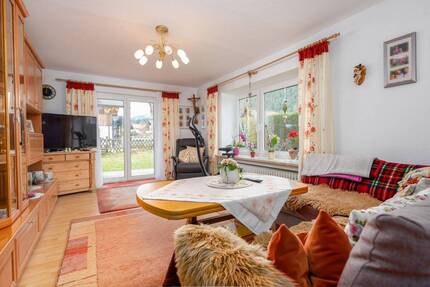 3-Zimmer-Erdgeschosswohnung in Wallgau mit Terrasse, Hobbyraum & Garage