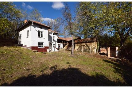 Haus in Bulgarien Gorsko - 36.000,00&nbsp;EUR Kaufpreis, ca.&nbsp; 65,00&nbsp;m&sup2; in Weilheim (PLZ: 79809)