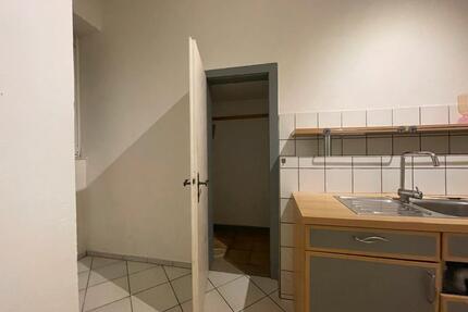 WG Wohnung - 480,00&nbsp;EUR Kaltmiete, ca.&nbsp; 72,00&nbsp;m&sup2; in Wiesbaden (PLZ: 65185) Südost