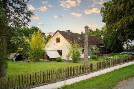 Hunsrück-Landsitz in Einzellage: Haus + 1,4 ha Eigenland & Wald - Rheinböllen