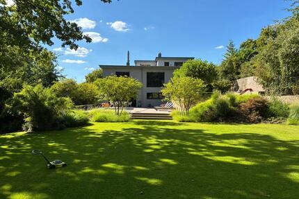 Moderne Stadtvilla mit traumhaftem Garten und Pool zu vermieten - Osnabrück Nahne