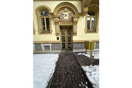 Wohnung zum Mieten in Plauen 300,00 € 49.3 m²