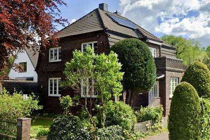 Familienfreundliches Rotklinkerhaus mit vielseitigem Raumkonzept! - Hamburg Sasel