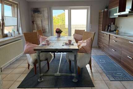 Haus zum Kaufen in Kirchen Offhausen 375.000,00 € 195 m² - Kirchen / Offhausen