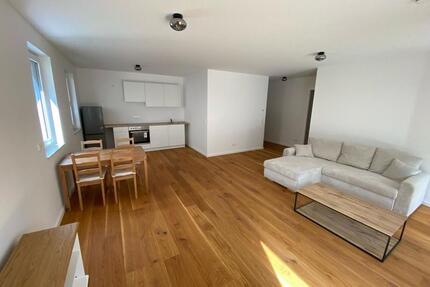 2-Zimmer-EG-Wohnung mit Einbauküche - Frankfurt am Main Unterliederbach