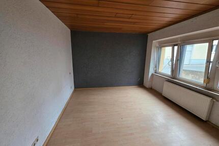 2 ZKB in Bexbach - 700,00&nbsp;EUR Kaltmiete, ca.&nbsp; 91,00&nbsp;m&sup2; in Bexbach (PLZ: 66450)