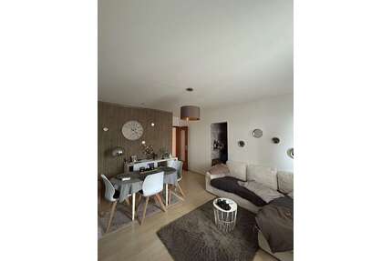 Wohnung zum Kaufen in Burghausen 123.000,00 € 47.77 m²