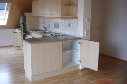 3 Zimmer DG Wohnung in Steinwenden