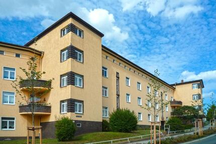 3-Raum-Wohnung im Geraer Ostviertel mit Balkon und Dusche