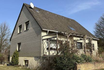 Zweifamilienhaus in naturnaher Dorfrandlage! (JS-1020-221) - Wienhausen / Bockelskamp