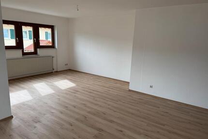 3,5 ZimmerWohnung mit Balkon und Tiefgaragenstellplatz in Ottenau - Gaggenau