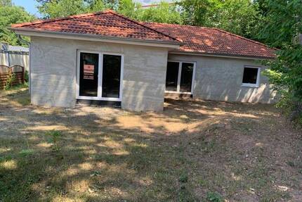 Bungalow in bester Lage - 187.000,00&nbsp;EUR Kaufpreis, ca.&nbsp; 134,60&nbsp;m&sup2;&nbsp;Wohnfl&auml;che in Pirmasens (PLZ: 66955) Innenstadt