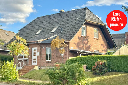 HORN IMMOBILIEN ++ großes Einfamilienhaus in Groß Nemerow bei Neubrandenburg