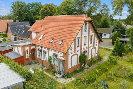 Haus zum Kaufen in Norderbrarup 449.000,00 € 178 m²