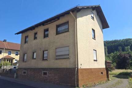 Haus zum Kaufen in Dammbach Wintersbach 220.000,00 € 200 m² - Dammbach / Wintersbach