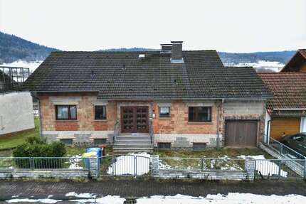 Haus zum Kaufen in Biebergemünd 290.000,00 € 190 m²