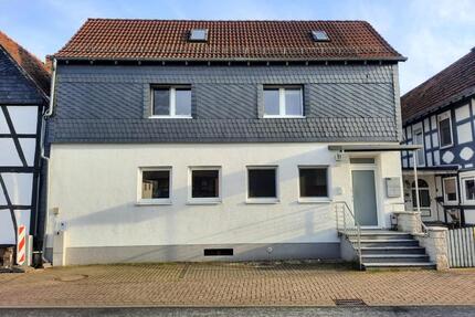 Kapitalanlage mit 4 Wohneinheiten in Lahntal-Sterzhausen