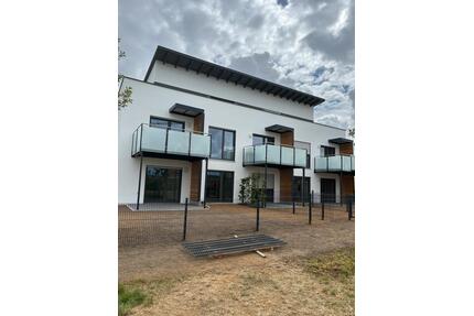 Moderne 2-Zimmer-Neubauwohnung mit Garten in Salching - Aiterhofen