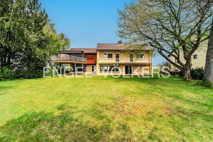 Haus zum Kaufen in Sankt Georgen im Schwarzwald 565.000,00 € 255 m²