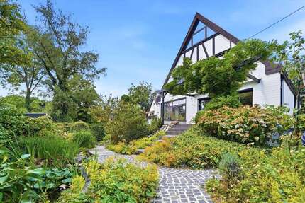 Haus zum Kaufen in Bonn Holzlar 699.000,00 € 180 m² - Bonn / Holzlar