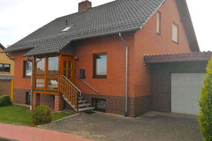 Haus zum Kaufen in Rollshausen 298.000,00 € 189 m²