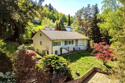 Haus zum Kaufen in Baden-Baden 1.350.000,00 € 185 m²