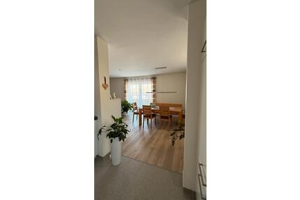 Charmante Doppelhaushälfte mit Garten in ruhiger Lage - Nieder-Olm